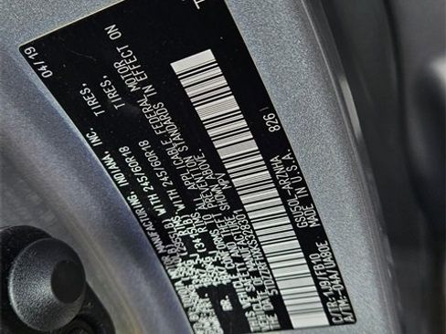 Used 2019 Toyota Highlander LE image 19