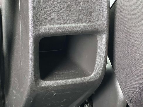 Used 2024 Chevrolet Trax RS w/ Sunroof Package FWD image 11