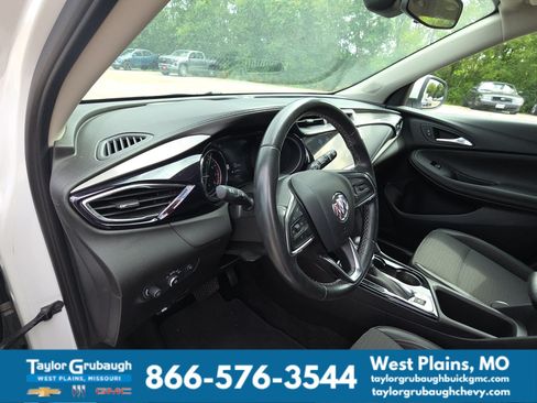 Used 2020 Buick Encore GX Select w/ Experience Buick Package FWD image 13