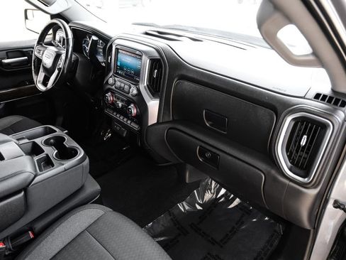Used 2020 GMC Sierra 1500 Elevation w/ Elevation Value Package RWD image 9
