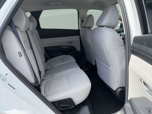 New 2026 Hyundai Tucson SEL w/ Tow & Go Package FWD image 17