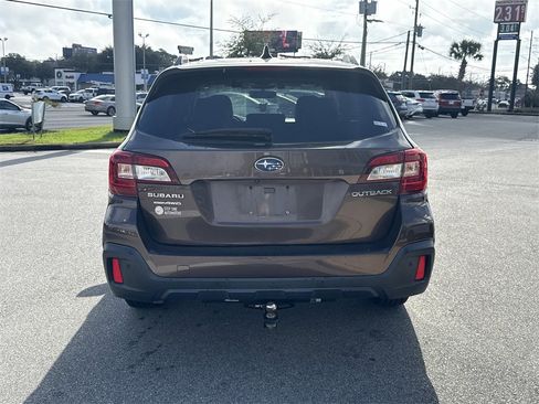 Used 2019 Subaru Outback 2.5i Touring w/ Popular Package #3A image 7