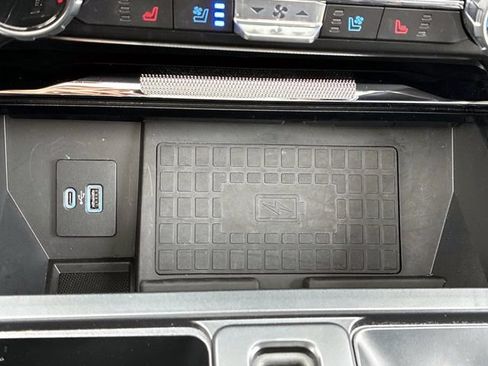 Used 2022 Ford F150 Lariat AWD/4WD image 34