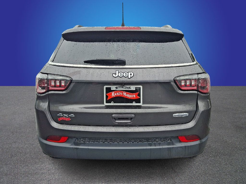 Used 2023 Jeep Compass Latitude AWD/4WD image 5