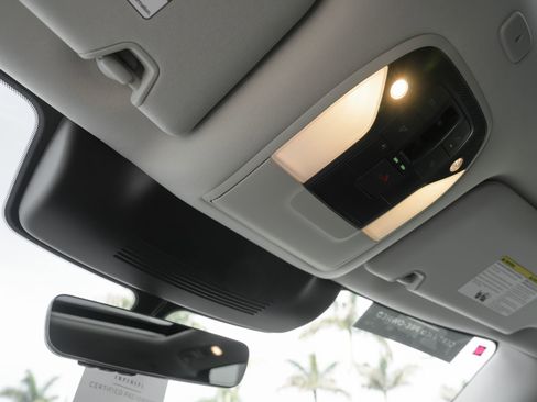 Certified 2026 INFINITI QX60 Luxe w/ Cargo Package FWD image 19