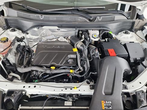 Certified 2024 Chevrolet Trax LT image 40