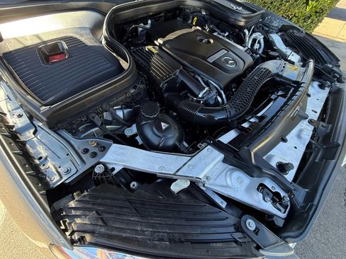 Used 2017 Mercedes-Benz GLC 300 image 38