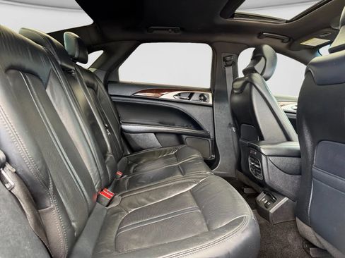 Used 2017 Lincoln MKZ Reserve w/ Technology Package FWD image 21