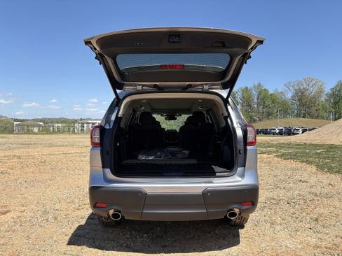 New 2026 Subaru Ascent Limited AWD/4WD image 11