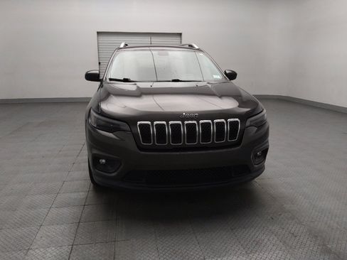 Used 2019 Jeep Cherokee Latitude Plus FWD image 14