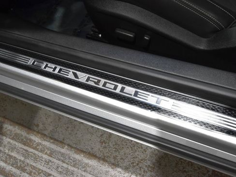 Used 2010 Chevrolet Camaro SS w/ RS Package RWD image 13