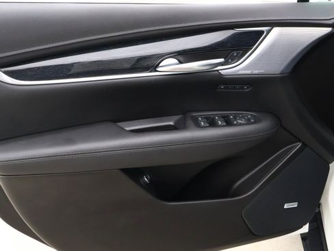 Certified 2023 Cadillac XT5 Premium Luxury FWD image 20