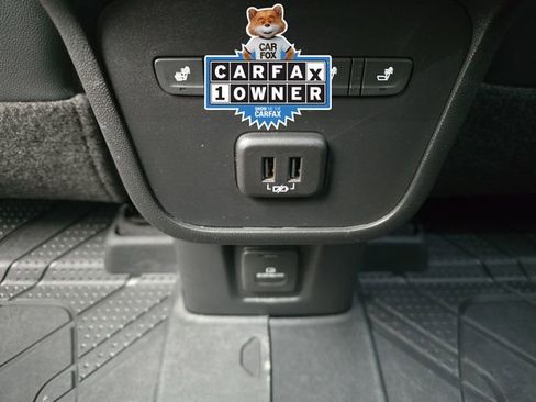 Used 2020 Chevrolet Equinox Premier image 36