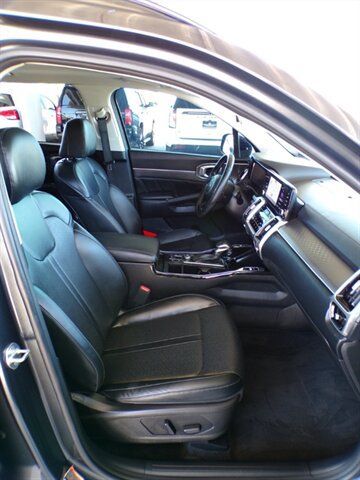 Used 2021 Kia Sorento SX FWD image 31