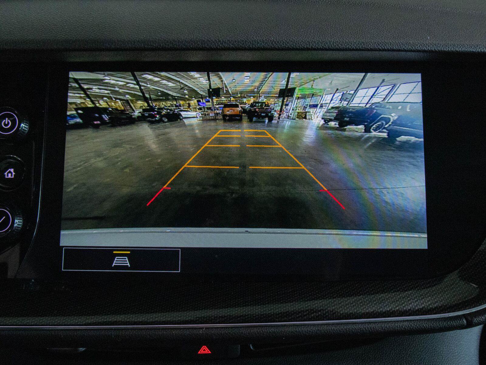 Used 2023 Buick Envision Essence w/ Sport Touring Package FWD image 6