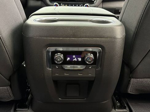 Used 2026 Chevrolet Tahoe Z71 w/ Comfort Package AWD/4WD image 45