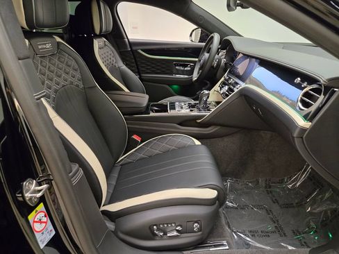Certified 2024 Bentley Flying Spur W12 AWD/4WD image 2