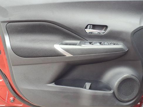 Used 2022 Nissan Kicks SV FWD image 13