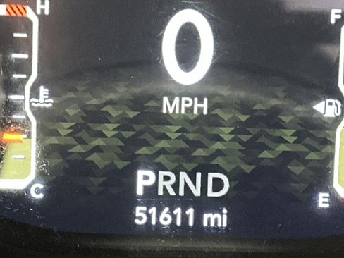 Used 2021 Jeep Gladiator Overland w/ Uconnect 4C Nav & Sound Group image 27