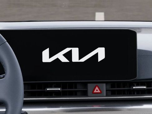 New 2026 Kia Carnival SX FWD image 20