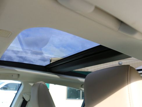 Used 2019 Lexus ES 350 Ultra Luxury image 27