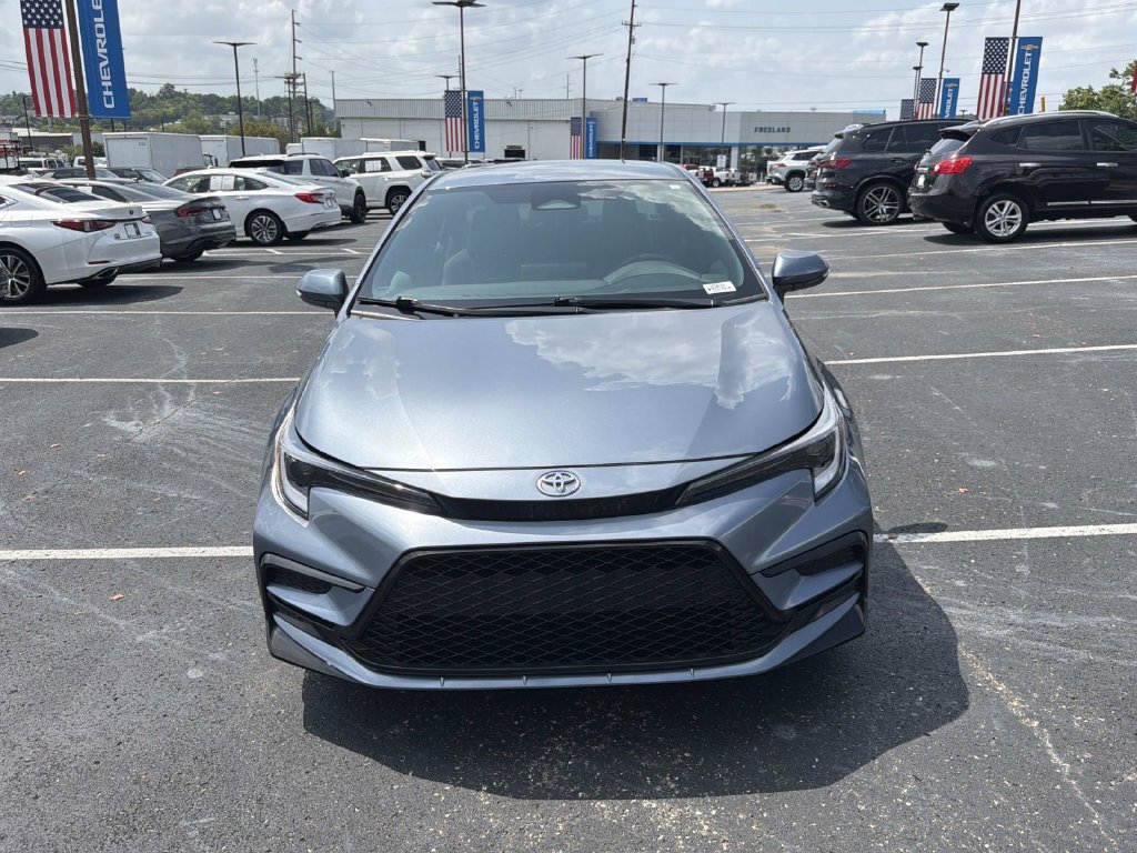 Used 2026 Toyota Corolla SE FWD image 8