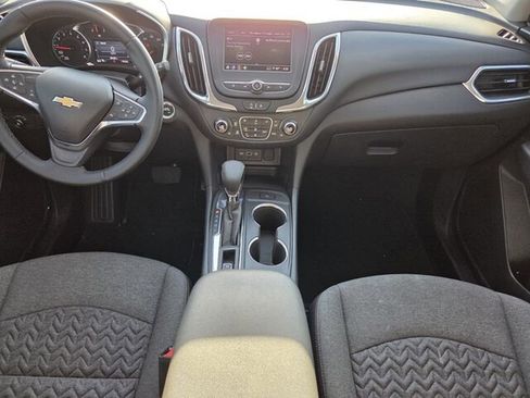 Used 2024 Chevrolet Equinox LT image 10