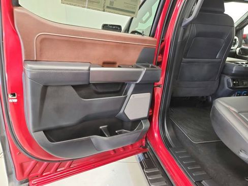 Used 2022 Ford F150 Lariat w/ Equipment Group 502A High image 31