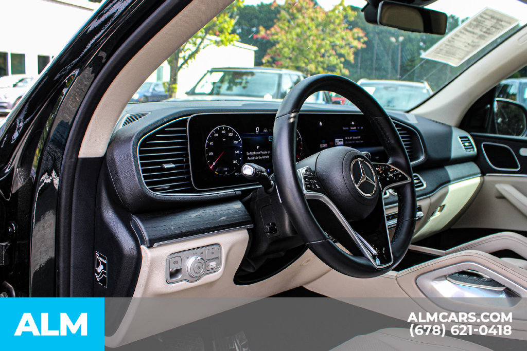 Used 2025 Mercedes-Benz GLE 350 4MATIC w/ AMG Line Exterior image 22