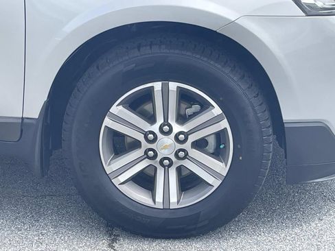 Used 2017 Chevrolet Traverse LT FWD image 10