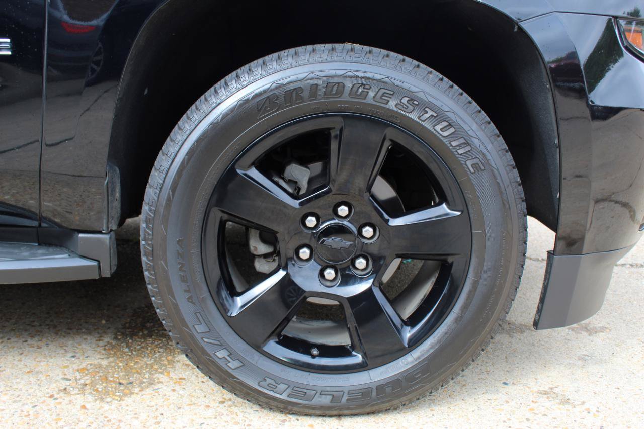 Used 2018 Chevrolet Tahoe LT w/ LT Midnight Edition AWD/4WD image 35