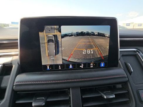 Used 2022 Chevrolet Tahoe RST w/ Luxury Package AWD/4WD image 24