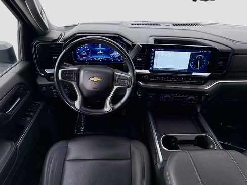 Used 2024 Chevrolet Silverado 2500 LTZ w/ LTZ Premium Package image 23