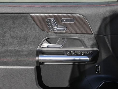 Used 2024 Mercedes-Benz GLA 35 AMG 4MATIC image 25