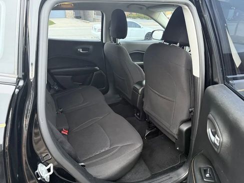 Used 2017 Jeep Compass Sport image 15