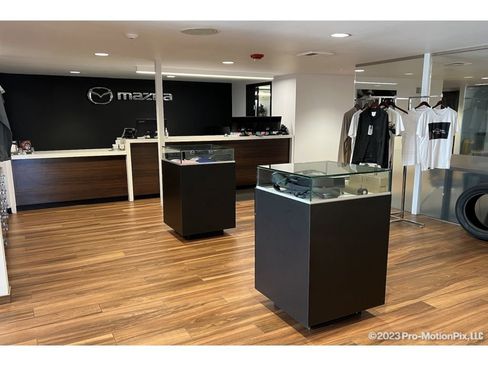 Used 2014 Chevrolet Cruze LTZ w/ Enhanced Safety Package image 7