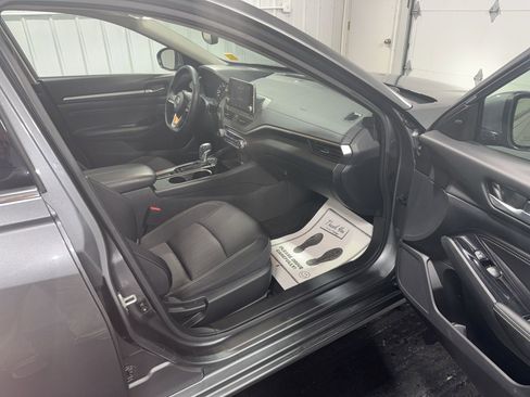Used 2020 Nissan Altima 2.5 SV image 10