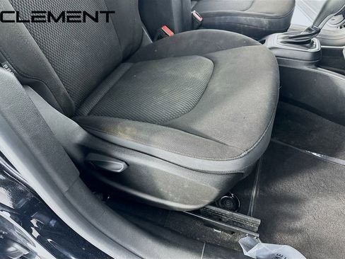 Used 2019 Jeep Renegade Altitude w/ Quick Order Package 2XM image 32