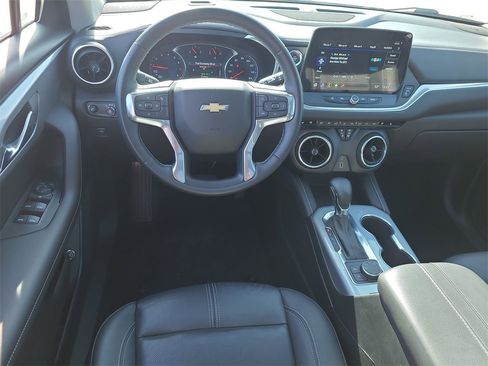 Used 2023 Chevrolet Blazer LT image 12