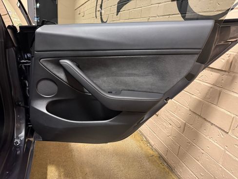 Used 2023 Tesla Model 3 Standard Range RWD image 31