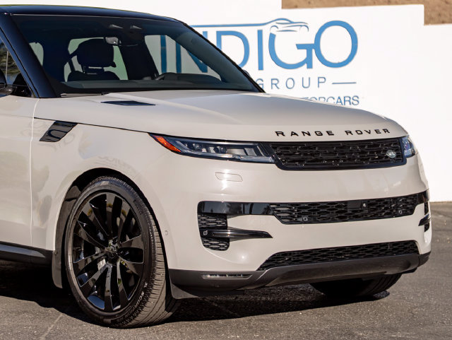 Certified 2026 Land Rover Range Rover Sport SE AWD/4WD image 5