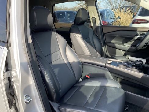 Used 2022 Nissan Rogue SL image 30