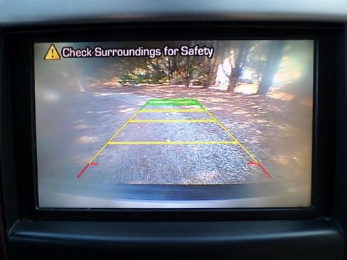 Used 2013 Cadillac Escalade ESV Luxury image 29