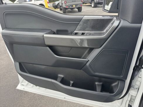 Used 2022 Ford F150 XLT w/ Equipment Group 302A High image 18