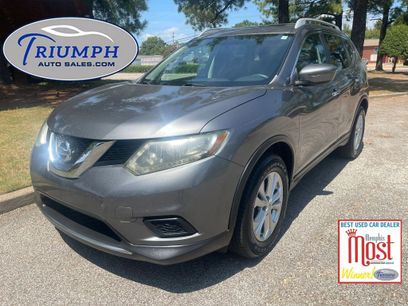 Used 2016 Nissan Rogue SV w/ SV Moonroof Package