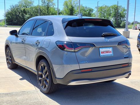 Used 2024 Honda HR-V Sport image 2
