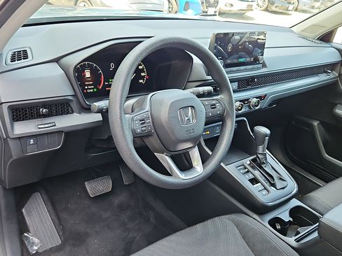 Used 2025 Honda CR-V EX image 28