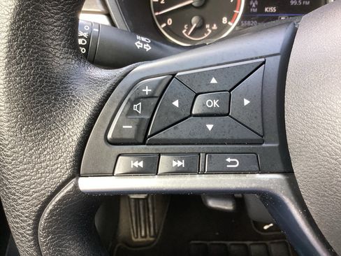 Used 2024 Nissan Altima 2.5 SV FWD image 18