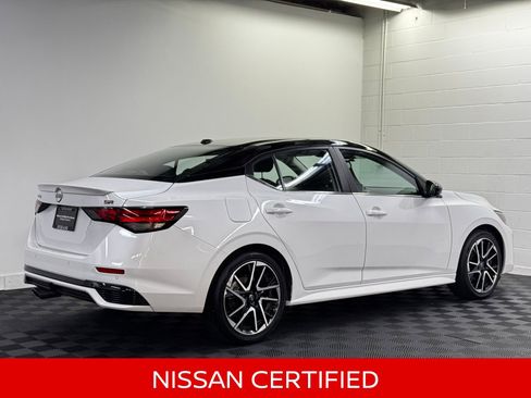 Certified 2025 Nissan Sentra SR w/ SR Premium Package image 2