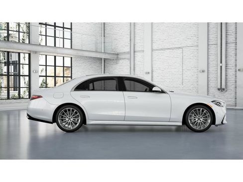New 2026 Mercedes-Benz S 580 4MATIC Sedan image 2